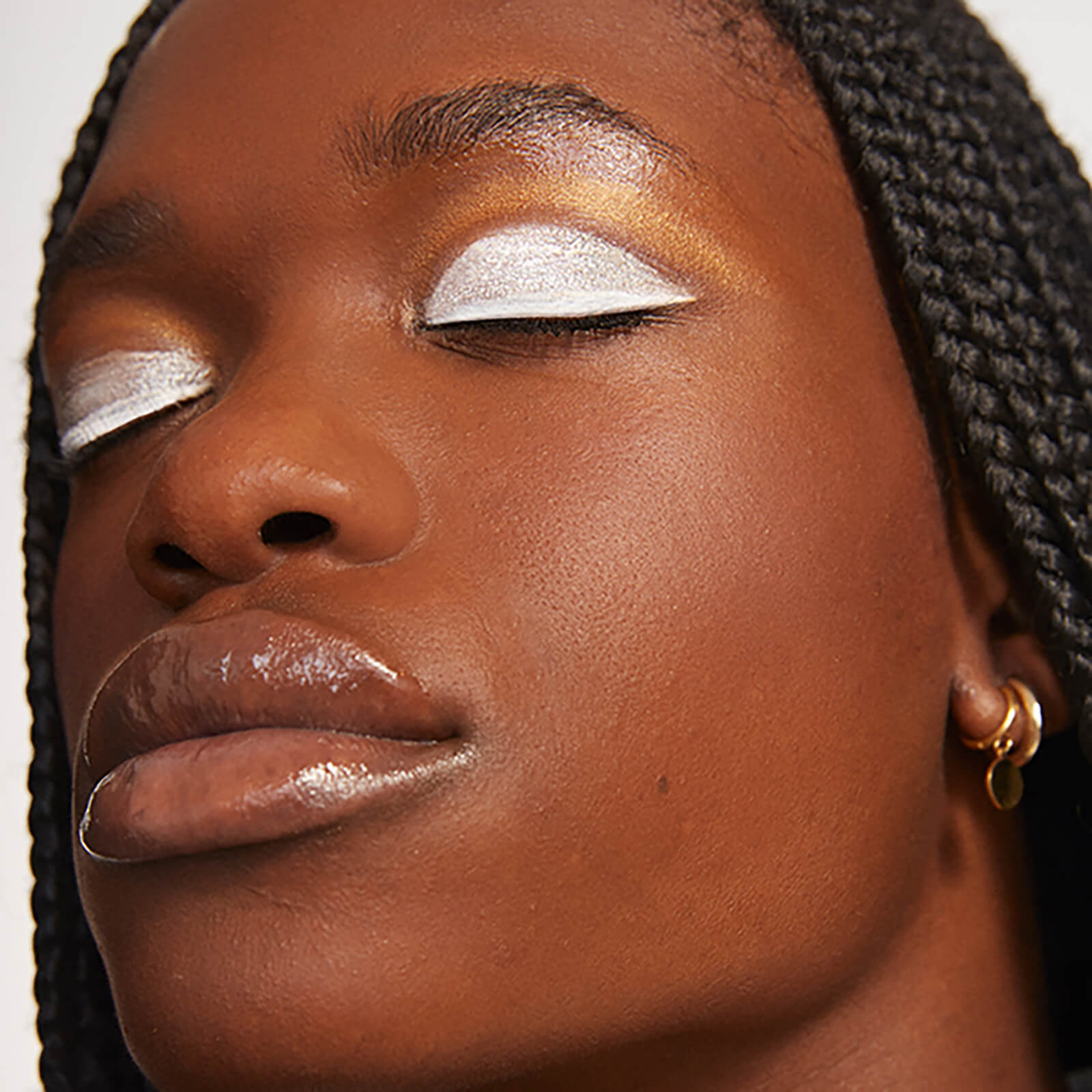THE CREAM EYESHADOW (SOMBRA EN CREMA)